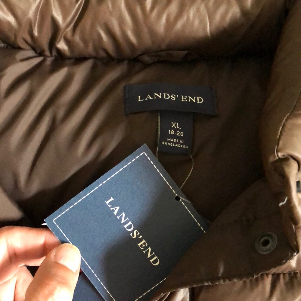 Land’s End puffer - Picture 2 of 4